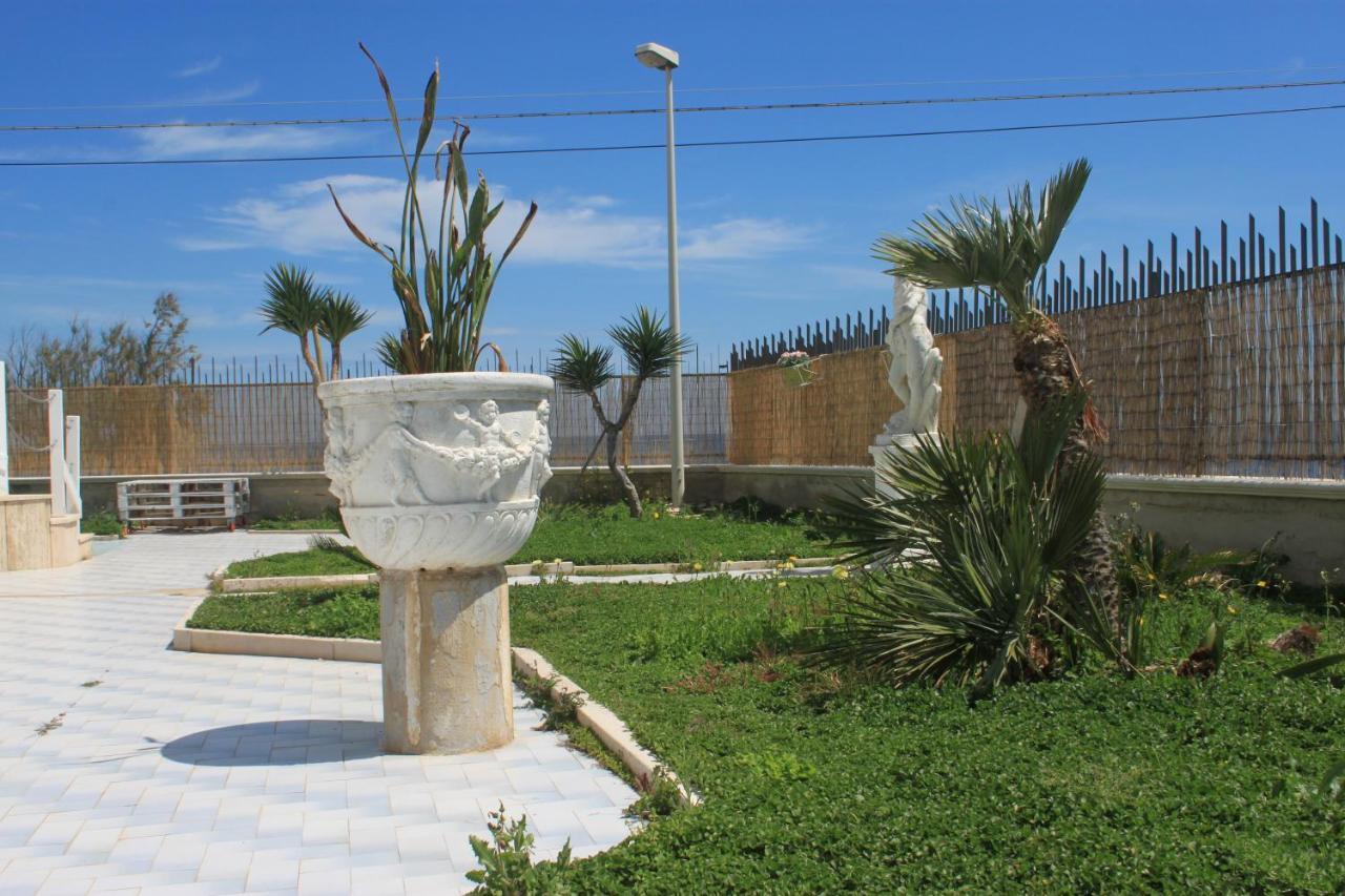Casa Viky Hotel Bari Exterior photo